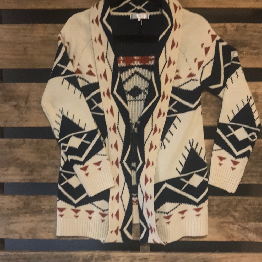 Sweater, roll collar detail with design print